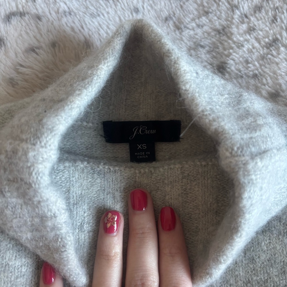 J. Crew | Set of 2 | Classic Mock Neck Sweaters | Cream & Light Gray | Size XS - Picture 7 of 8